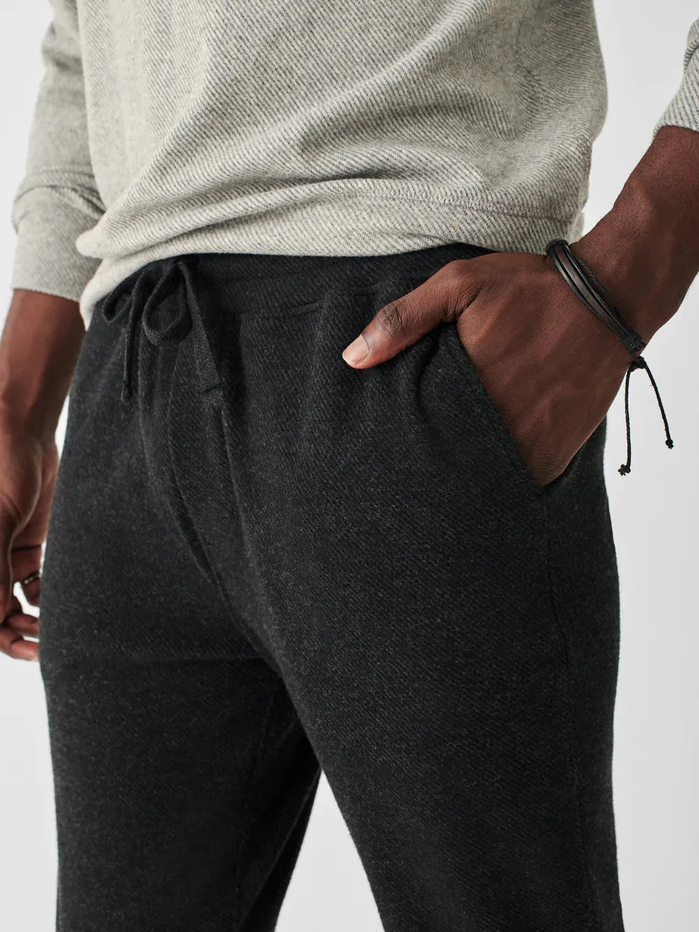 Faherty Legend Sweatpants in Heathered Black Twill