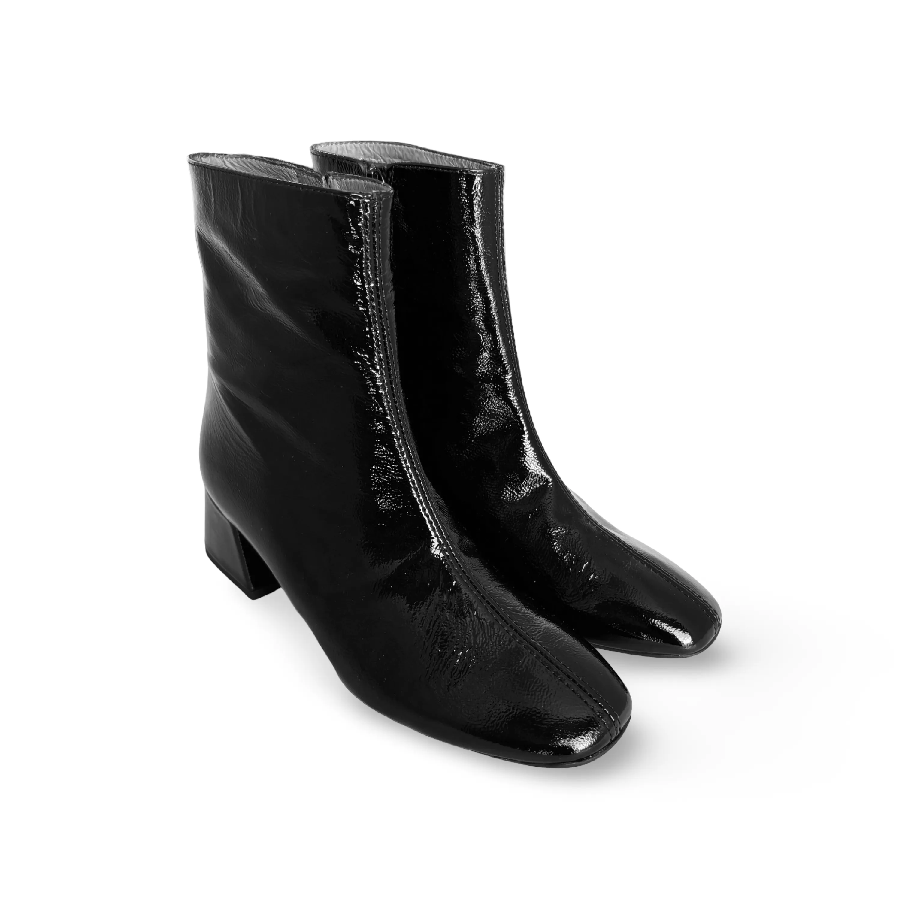 G5522 Black Patent Short Boot