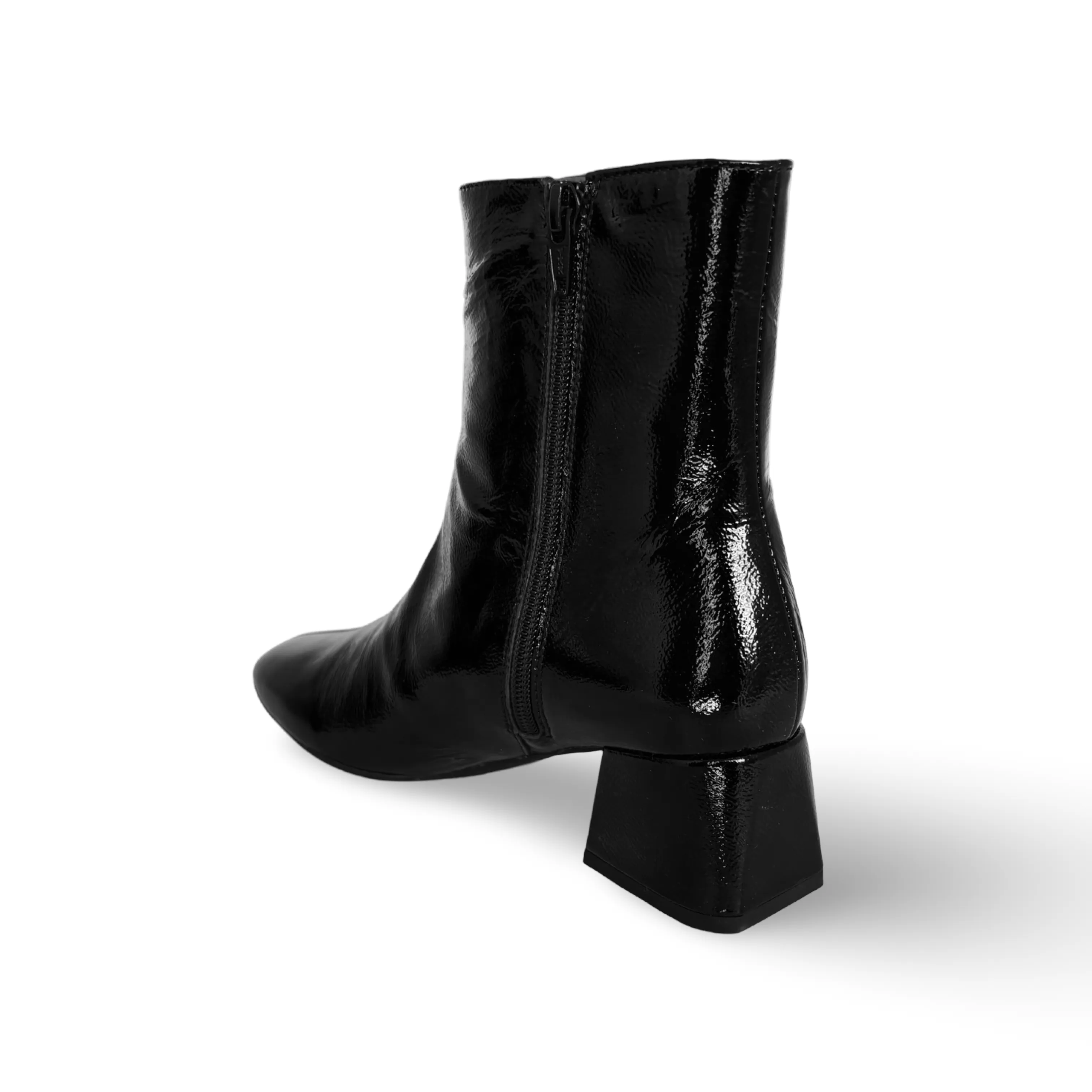 G5522 Black Patent Short Boot