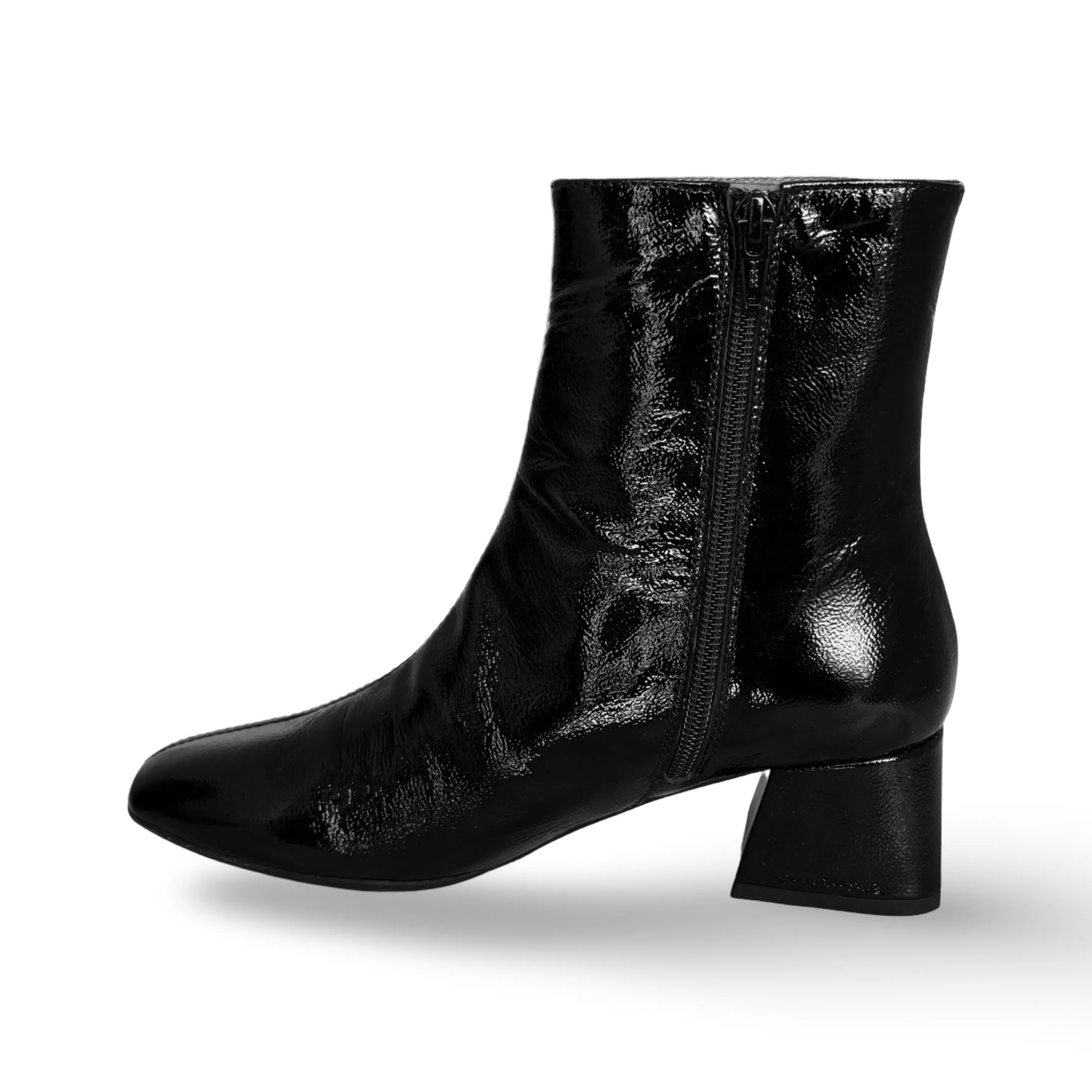 G5522 Black Patent Short Boot