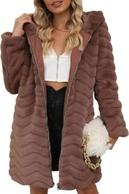 Giolshon Women Faux Fur Coat Long Sleeve Fuzzy  Jacket with Big Hand Pockets