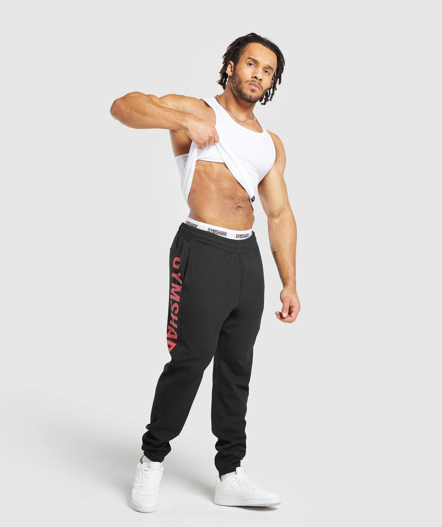 Gymshark Impact Joggers - Black/Vivid Red