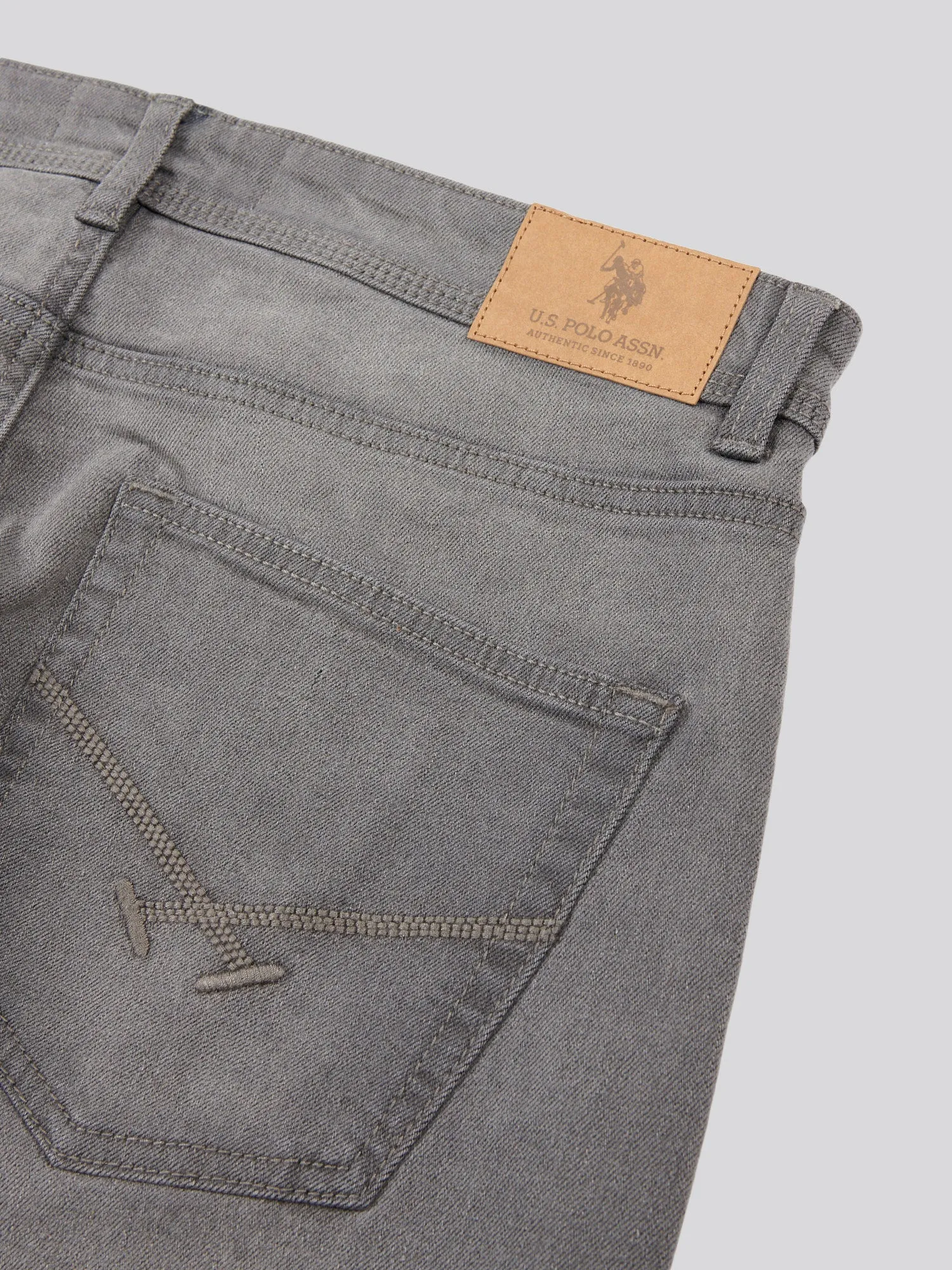 Mens Classic Fit Jean in Grey Wash