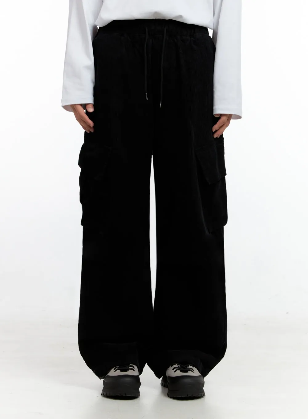 Men's Refined Wide-Leg Cargo Pants IN401