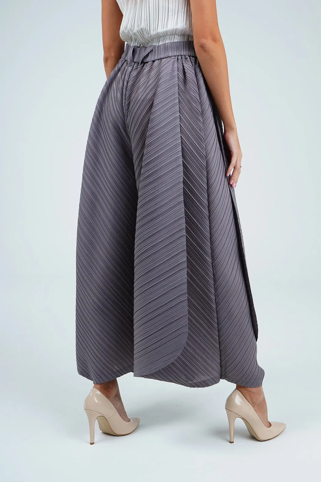 Palmira Double-Layered Genie Pleated Pants