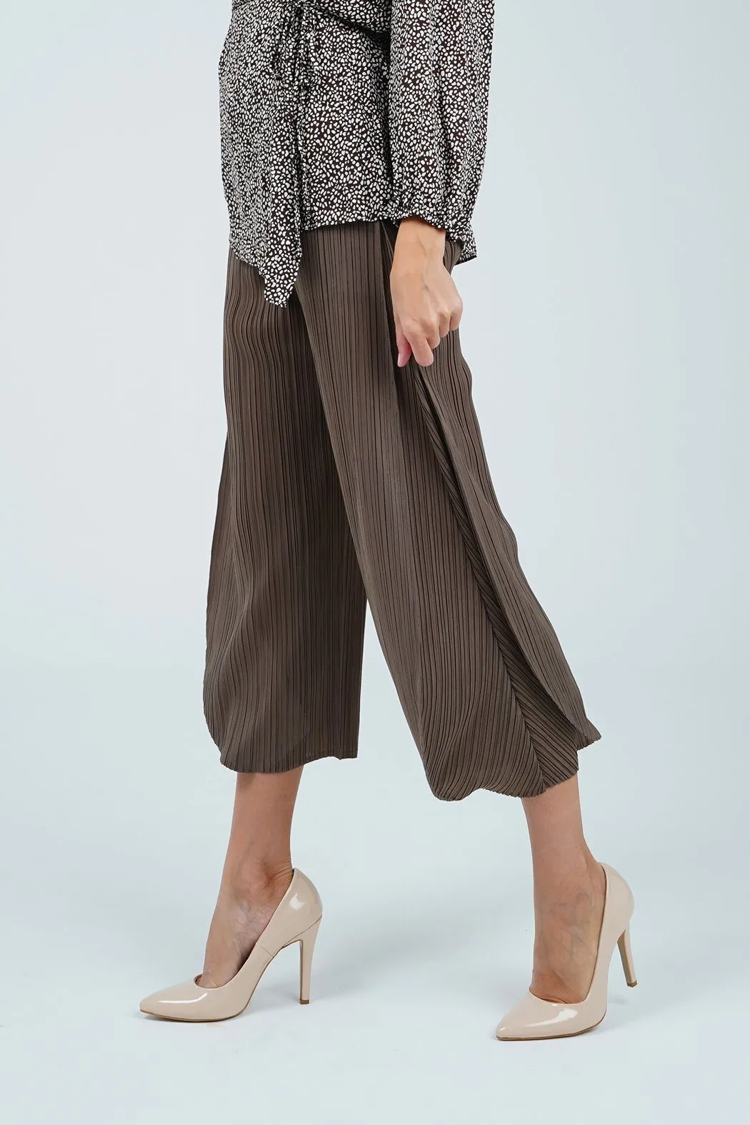 Porzia Straight Cut Layered Pants