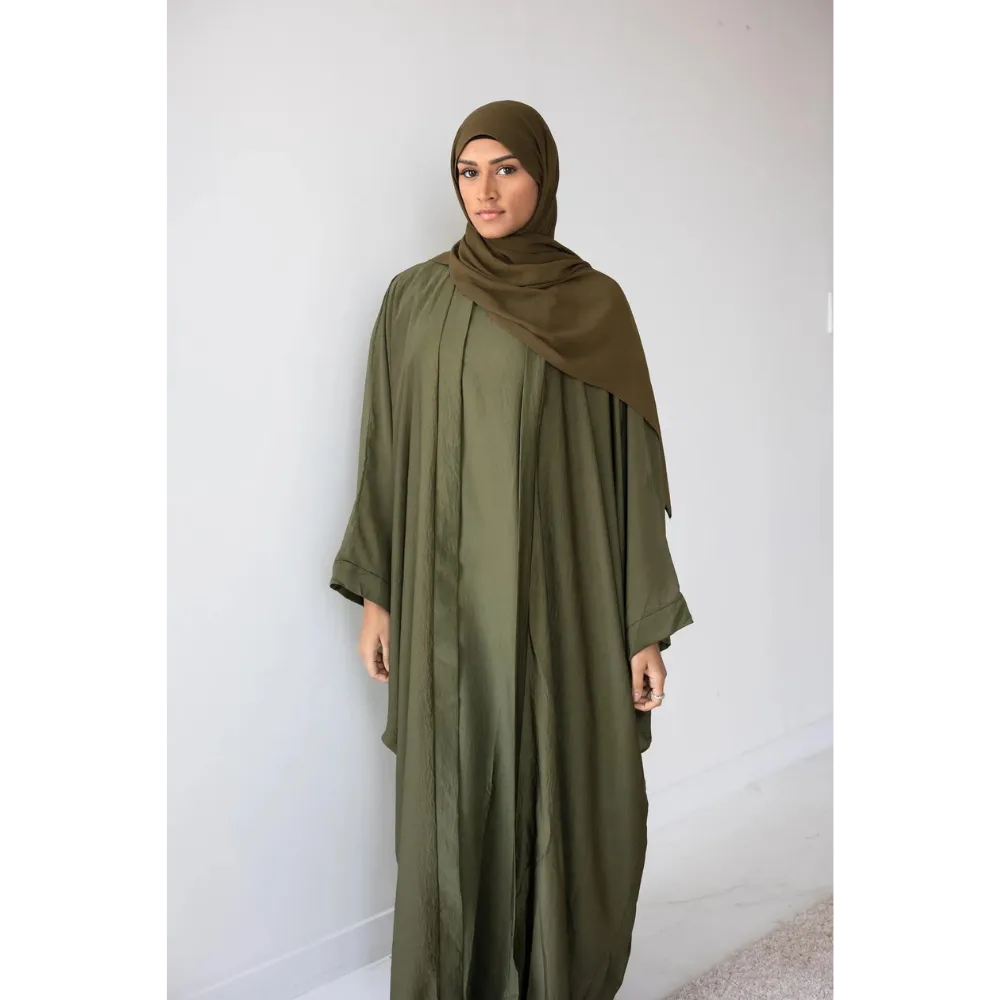 Slip Dress and Loose Fit Abaya (Wild Forest)