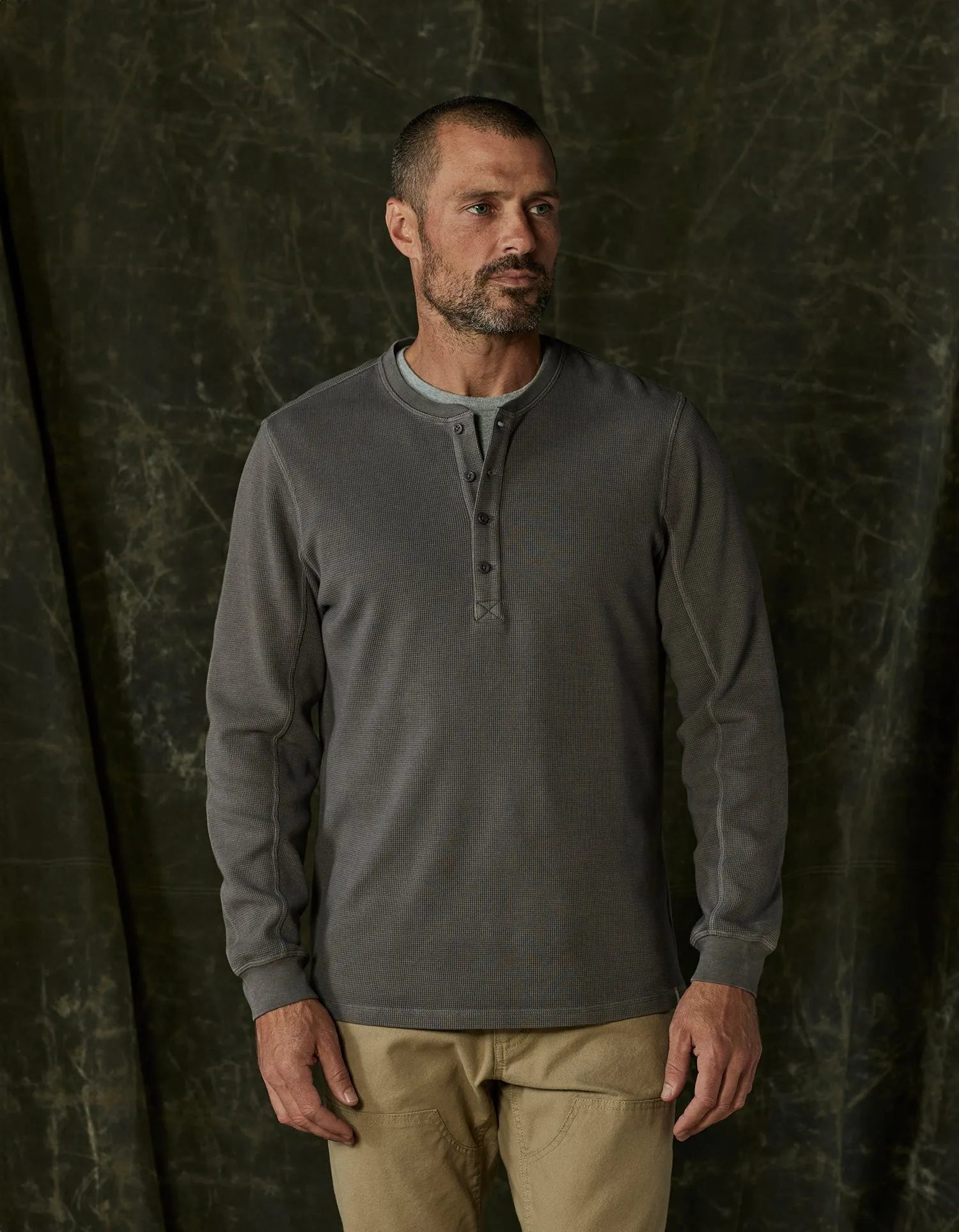 Vintage Thermal Mountain Henley in Slate